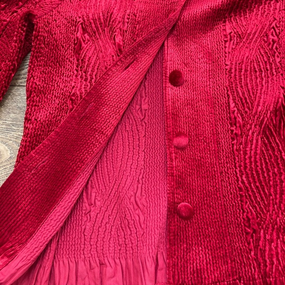 Chicos Red Velvet Jacket Size 0 Small 6-8 Ruffle Neck & Hem Stretch Evening - Picture 6 of 6